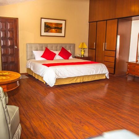 Hotel Chimborazo Internacional Riobamba Exterior photo